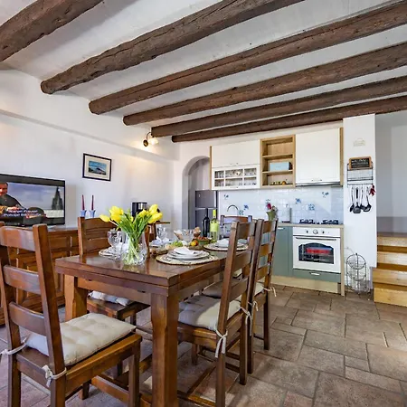 Дом отдыха Mely *