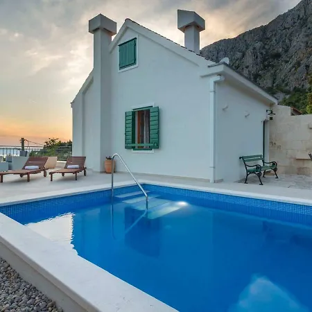 Дом отдыха Mely *