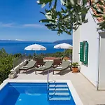 Mely * Makarska