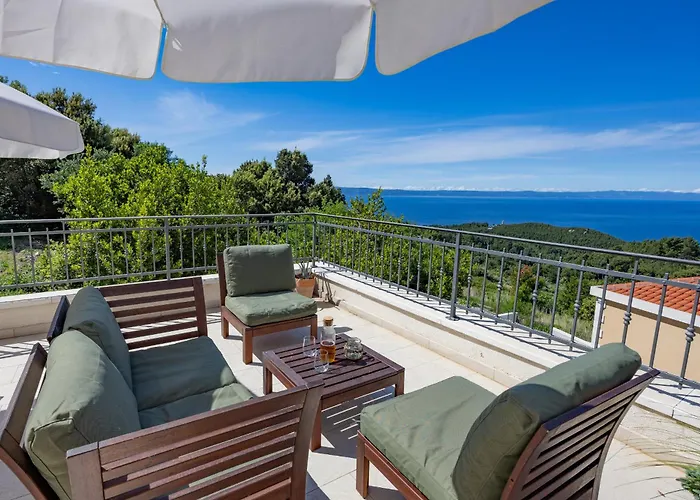 Mely Holiday home Makarska