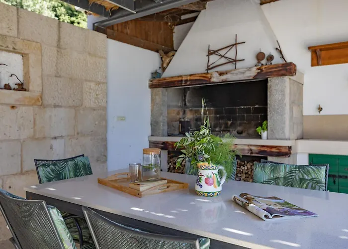 Holiday home Mely Makarska